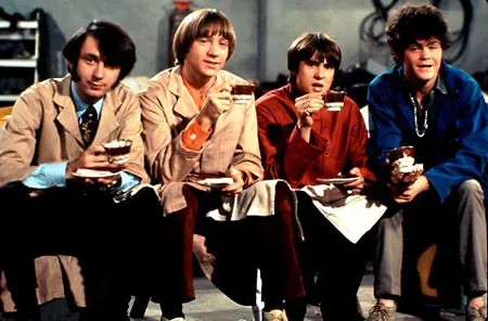 Nhóm nhạc The Monkees (từ trái sang): Michael Nesmith, Peter Tork, Davy Jones và Micky Dolenz. Ảnh: Nytimes. Nhóm nhạc The Monkees (từ trái sang): Michael Nesmith, Peter Tork, Davy Jones và Micky Dolenz. Ảnh: Nytimes.