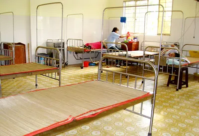 Giảm tải cho bệnh viện tuyến trên. Bài 1: Mong được… quá tải!