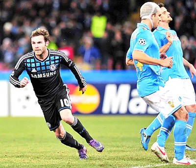 Chelsea tấn công từ đầu?