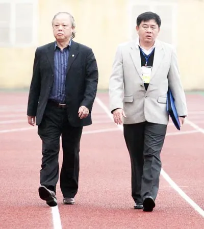 Xung quanh sự cố trọng tài tại V-League: Sai sót lớn, vẫn… bình thường!