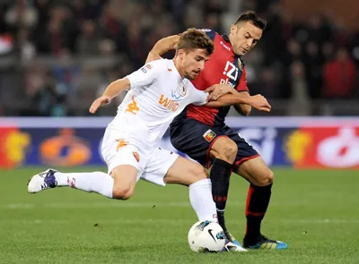 Trận đá muộn vòng 28, Roma (6) - Genoa (13): Quyền lực Olimpico