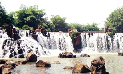 Thác Giang Điền, kiệt tác thiên nhiên hùng vĩ tọa lạc tại tỉnh Đồng Nai Thác Giang Điền, kiệt tác thiên nhiên hùng vĩ tọa lạc tại tỉnh Đồng Nai