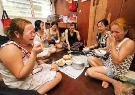 42 lao động nữ Việt Nam tại Malaysia đã được giải cứu ảnh 2 42 lao động nữ Việt Nam tại Malaysia đã được giải cứu ảnh 2