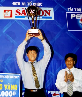 Quả bóng vàng trong mắt tôi: Võ Văn Hạnh - Người hùng trong tôi