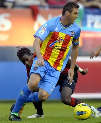 Levante - Osasuna: Khi levante lớn tiếng