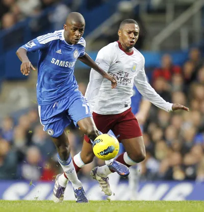 Aston Villa (15) - Chelsea (5): Tranh đấu đến cùng!