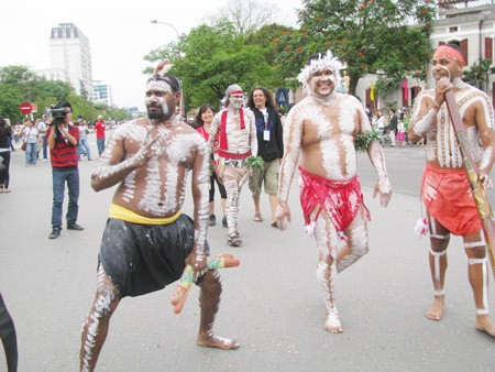 Australian aborigines’ performance Australian aborigines’ performance