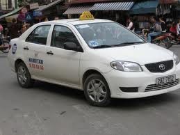 All taxi companies in Hanoi will be evaluated from April 10 (File photo) All taxi companies in Hanoi will be evaluated from April 10 (File photo)
