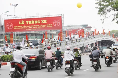 Thông xe cầu vượt nhẹ Láng Hạ - Thái Hà Thông xe cầu vượt nhẹ Láng Hạ - Thái Hà