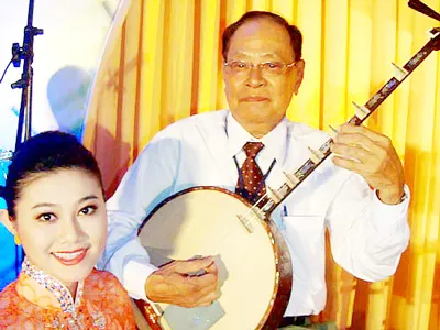 NSƯT Ba Tu 60 năm son sắt nghiệp cầm