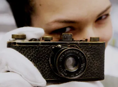 Chiếc máy ảnh Leica sản xuất năm 1923 Chiếc máy ảnh Leica sản xuất năm 1923