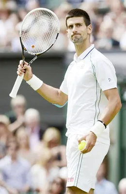 Wimbledon 2012 - Ngày thi đấu đầu tiên: Djokovic đánh bại Ferrero