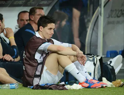 Nasri trong trận thua Thụy Điển 0-2. Nasri trong trận thua Thụy Điển 0-2.