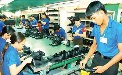 A shoe production factory in HCMC (Photo: SGGP) A shoe production factory in HCMC (Photo: SGGP)