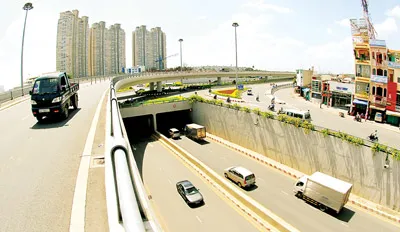 Hệ thống giao thông liên hoàn tại quận Bình Thạnh, TPHCM. Ảnh: Cao Thăng Hệ thống giao thông liên hoàn tại quận Bình Thạnh, TPHCM. Ảnh: Cao Thăng