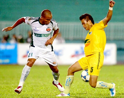 Vòng 21 V-League 2012: Lo ngại “ngân hàng điểm”