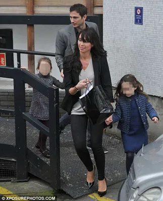 Christine bận rộn với các con riêng của Frank Lampard.