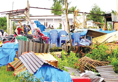 Several houses collapsed in Thanh Tri District of Soc Trang Province (Photo: SGGP) Several houses collapsed in Thanh Tri District of Soc Trang Province (Photo: SGGP)