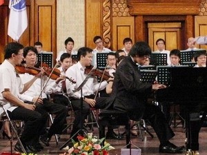 International piano contest is held for the first time in Sep 5-12, 2010 when the country is to celebrate the 1,000th anniversary of Thang Long - Hanoi. (Photo: Vietnamplus) International piano contest is held for the first time in Sep 5-12, 2010 when the country is to celebrate the 1,000th anniversary of Thang Long - Hanoi. (Photo: Vietnamplus)
