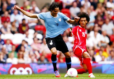 Lượt trận thứ 3 môn bóng đá nam Olympic 2012 - Vương Quốc Anh - Uruguay: Chia tay một “ứng viên”