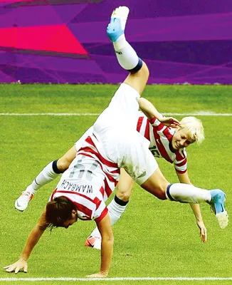 Tứ kết bóng đá nữ Olympic London 2012: Mỹ trên đường bảo vệ ngôi hậu