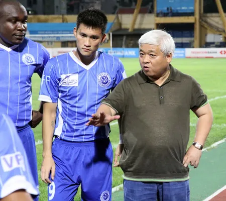 Lê Công Vinh - đắng đọt chữ ngờ
