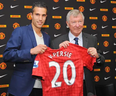 Van Persie trình làng