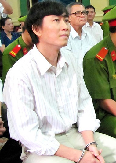 Journalist Hoang Khuong at the trial (Photo: VNExpress) Journalist Hoang Khuong at the trial (Photo: VNExpress)
