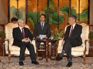 General Secretary of the Communist Party of Vietnam Nguyen Phu Trong (L) and Prime Minister Lee Hsien Loong of Singapore General Secretary of the Communist Party of Vietnam Nguyen Phu Trong (L) and Prime Minister Lee Hsien Loong of Singapore