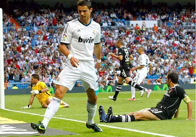 Ronaldo muốn rời Real Madrid