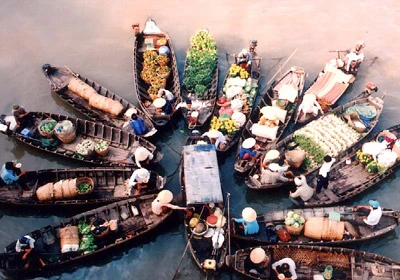 Trăn trở phục hồi chợ nổi Ngã Bảy