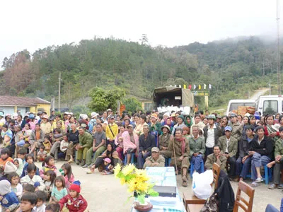 Người Giẻ Triêng bên này sông Sê Ka Máng trên đất Việt Nam Người Giẻ Triêng bên này sông Sê Ka Máng trên đất Việt Nam