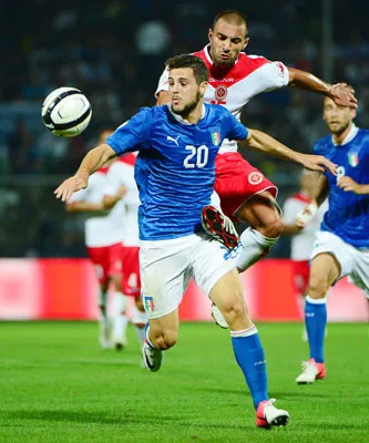 Bảng B: Italia - Malta 2-0: Chiến thắng xấu xí của Azzurri