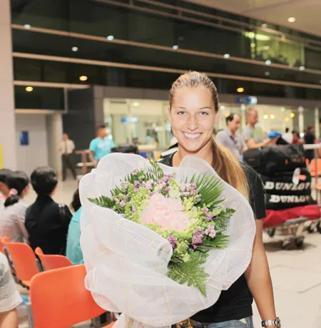 Giải quần vợt Heineken Stars 2012: Người đẹp Cibulkova đến sớm