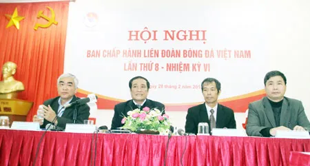 Cơ hội cho bóng đá việt nam