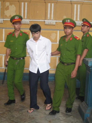 Lãnh án tử hình vì giết người rồi cướp xe