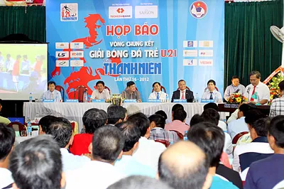 Giải bóng đá U21 quốc gia 2012: Chủ nhà rơi vào bảng nặng ký