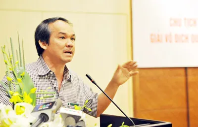 Bóng đá Việt Nam và những mảng tối - Kỳ 1: Ai cũng biết làm bóng đá?