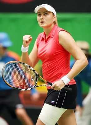 Toray Pan Pacific Open 2012 - Petrova tìm lại tự tin