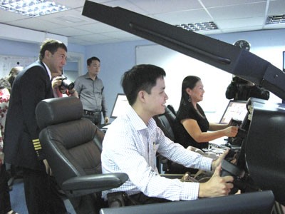 Vietnamese press delegation visits Air Astana’s airline pilot training center. Vietnamese press delegation visits Air Astana’s airline pilot training center.