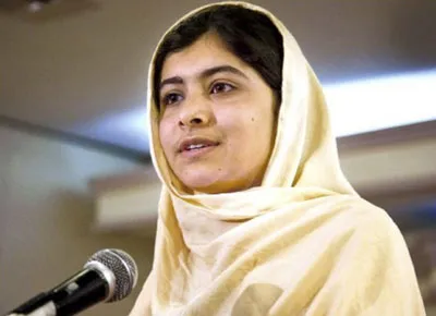 Malala Yousafzai phát biểu tại một hội nghị quốc tế về quyền đi học của trẻ em. Malala Yousafzai phát biểu tại một hội nghị quốc tế về quyền đi học của trẻ em.