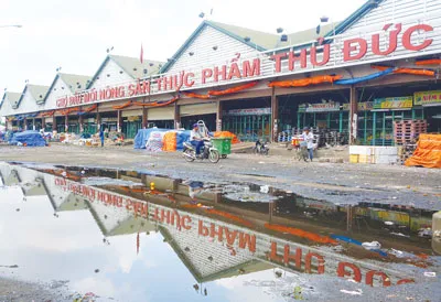 Bất ổn ở chợ nông sản thực phẩm Thủ Đức