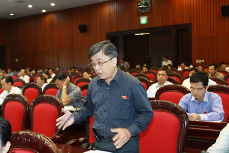Đại biểu Trương Trọng Nghĩa (TPHCM). Ảnh: Minh Điền Đại biểu Trương Trọng Nghĩa (TPHCM). Ảnh: Minh Điền
