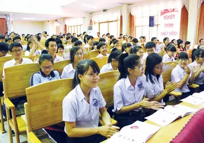 “ATGT cho nụ cười ngày mai” – những bài học ATGT bổ ích Công ty Honda Việt Nam dành cho học sinh Trung học