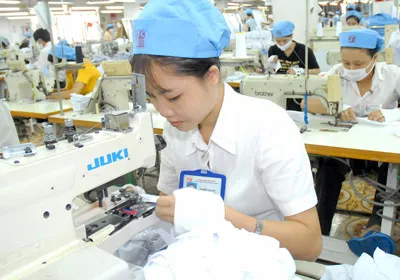 Thị trường hàng may mặc: Nhiều phân khúc bị bỏ trống