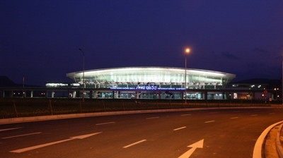 Phu Quoc International Airport received its inaugural flight on December 2 (Photo: Tuoi Tre) Phu Quoc International Airport received its inaugural flight on December 2 (Photo: Tuoi Tre)