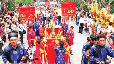 City residents participate in the worship ceremony of Hung Kings (Photo: SGGP) City residents participate in the worship ceremony of Hung Kings (Photo: SGGP)