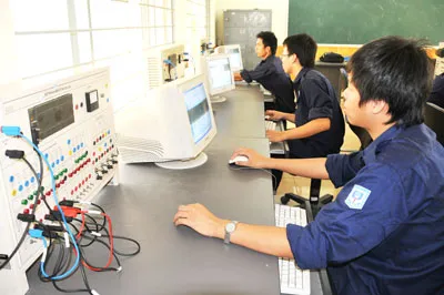 Vẫn tuyển sinh trung cấp chuyên nghiệp theo hình thức xét tuyển