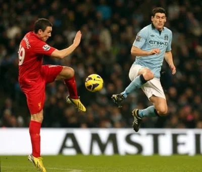 Vòng 25 Giải Ngoại hạng Anh: Man.City hòa Liverpool 2 - 2