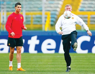 Real Madrid - Man.United, Ronaldo: Real Madrid mạnh hơn